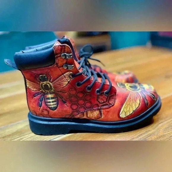 Bumble Bee | Chunky High-Top Combat Style Boots | Honey Comb | M 8.5 / W 10 - Picture 4 of 6